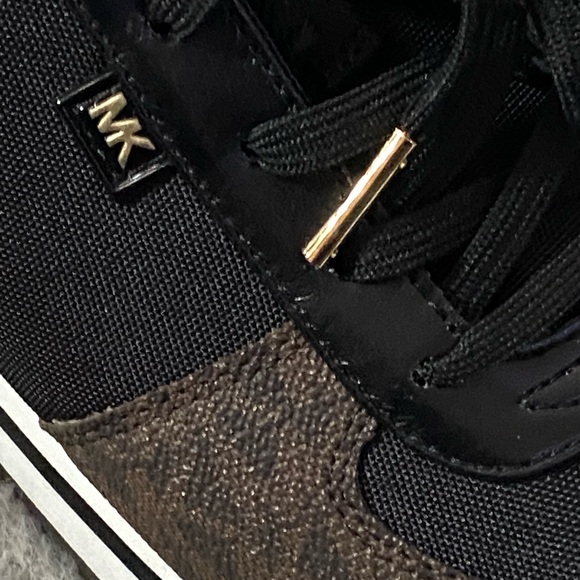 Michael Michael Kors Monique Trainer Sneakers EUC - Picture 11 of 13